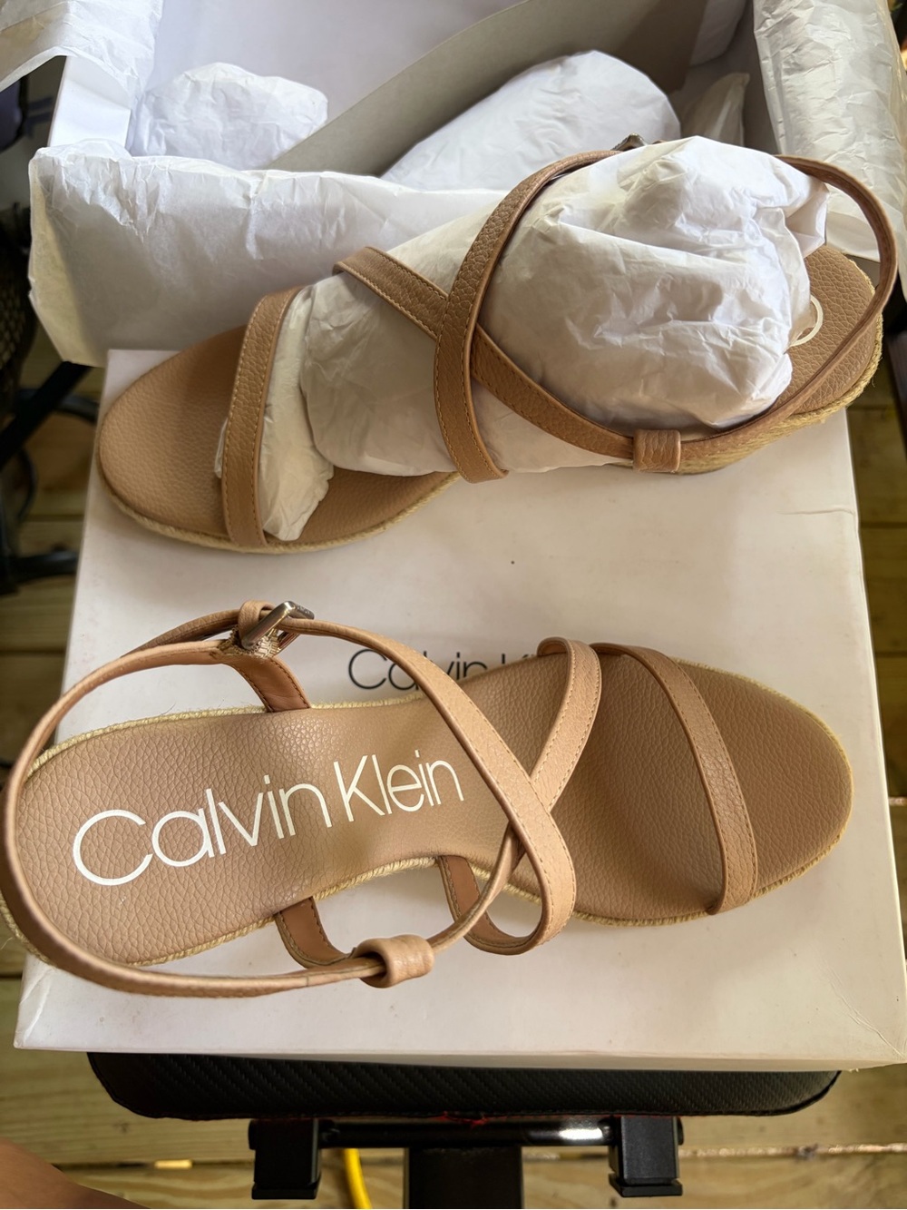 Calvin Klein Nude Cross-Strap Leather Sandals - Picture 2 of 14
